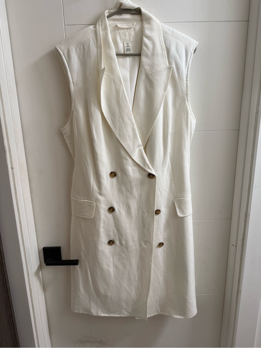 H&M Sleeveless Double-Breasted Cream Blazer Dress